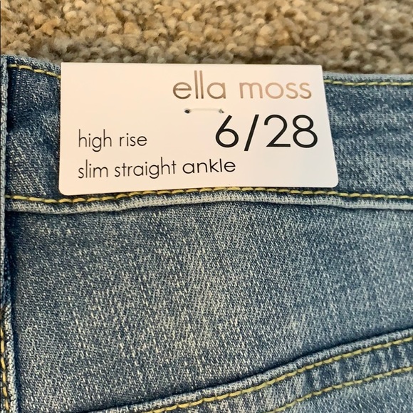NWT Ella Moss high rise straight light wash jeans - Picture 2 of 4
